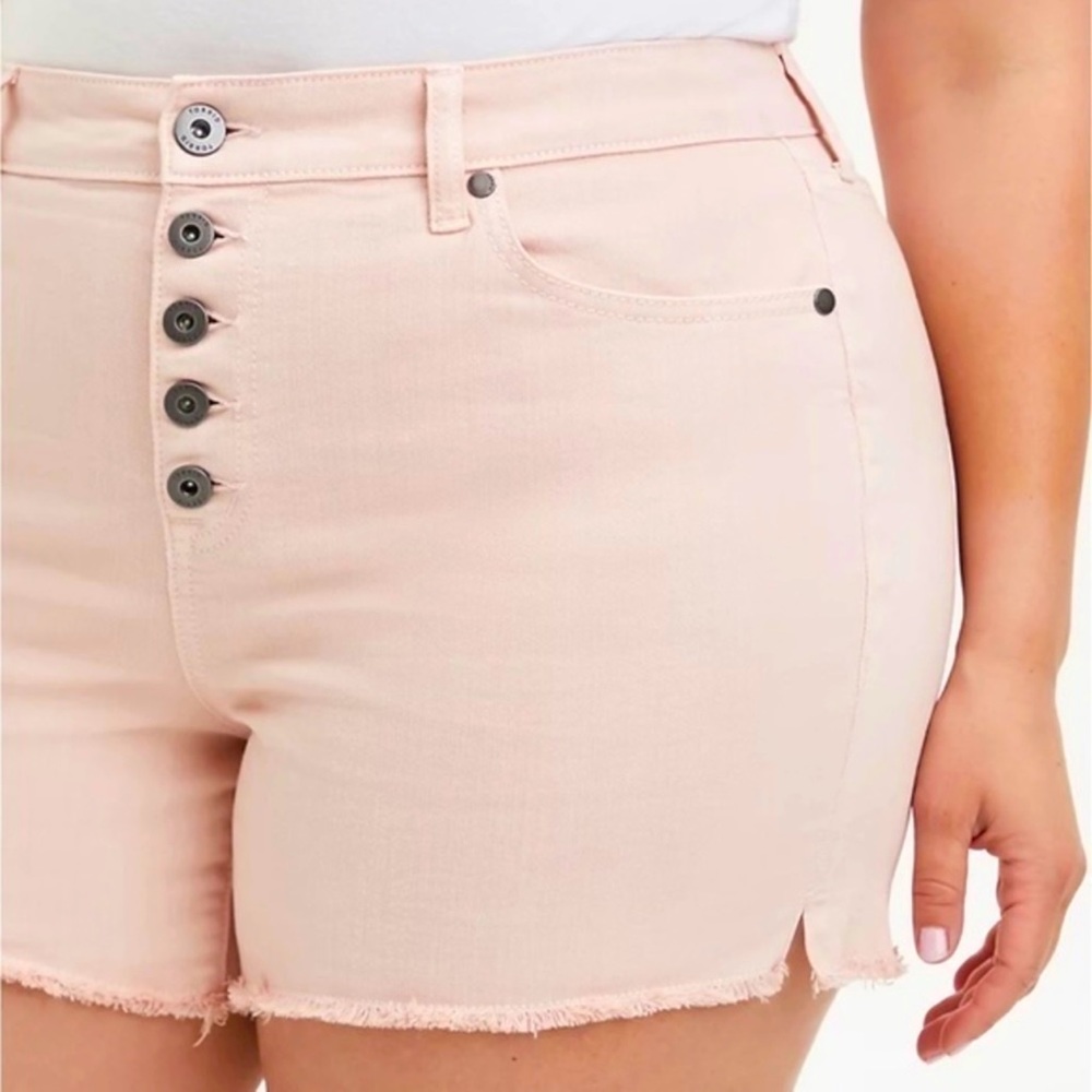 NWT Torrid High Rise Midi Short Button Fly Vintage Stretch Pearl Pink Size 14